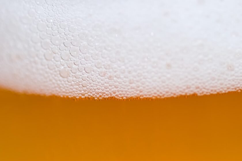 l’immagine rappresenta della birra ungherese