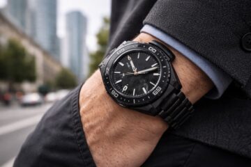 omega planet ocean ceramic con cassa in ceramica in stile total black